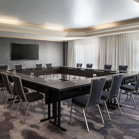 Visalia Marriott At The Convention Center Hotel Buitenkant foto