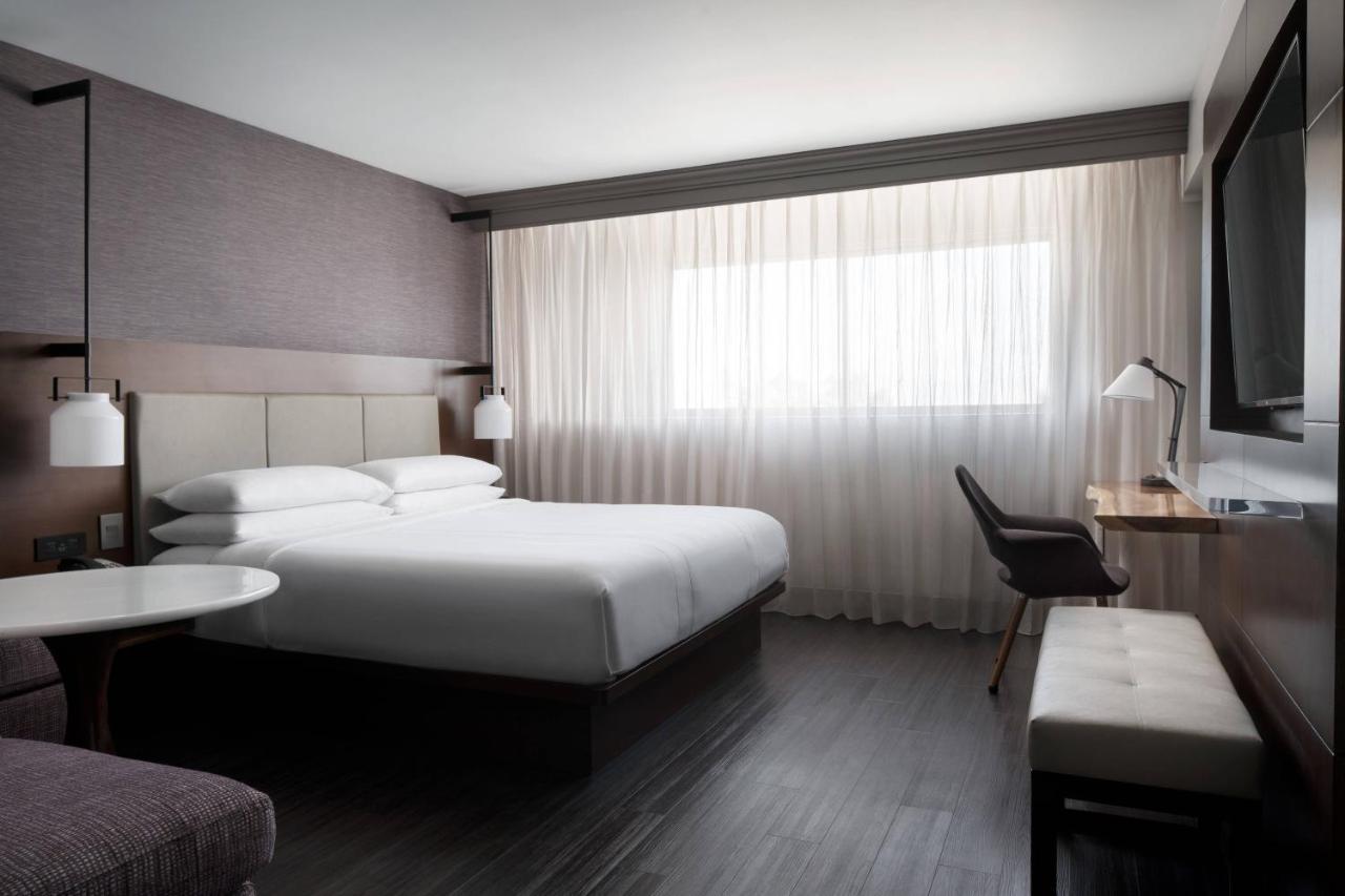 Visalia Marriott At The Convention Center Hotel Buitenkant foto