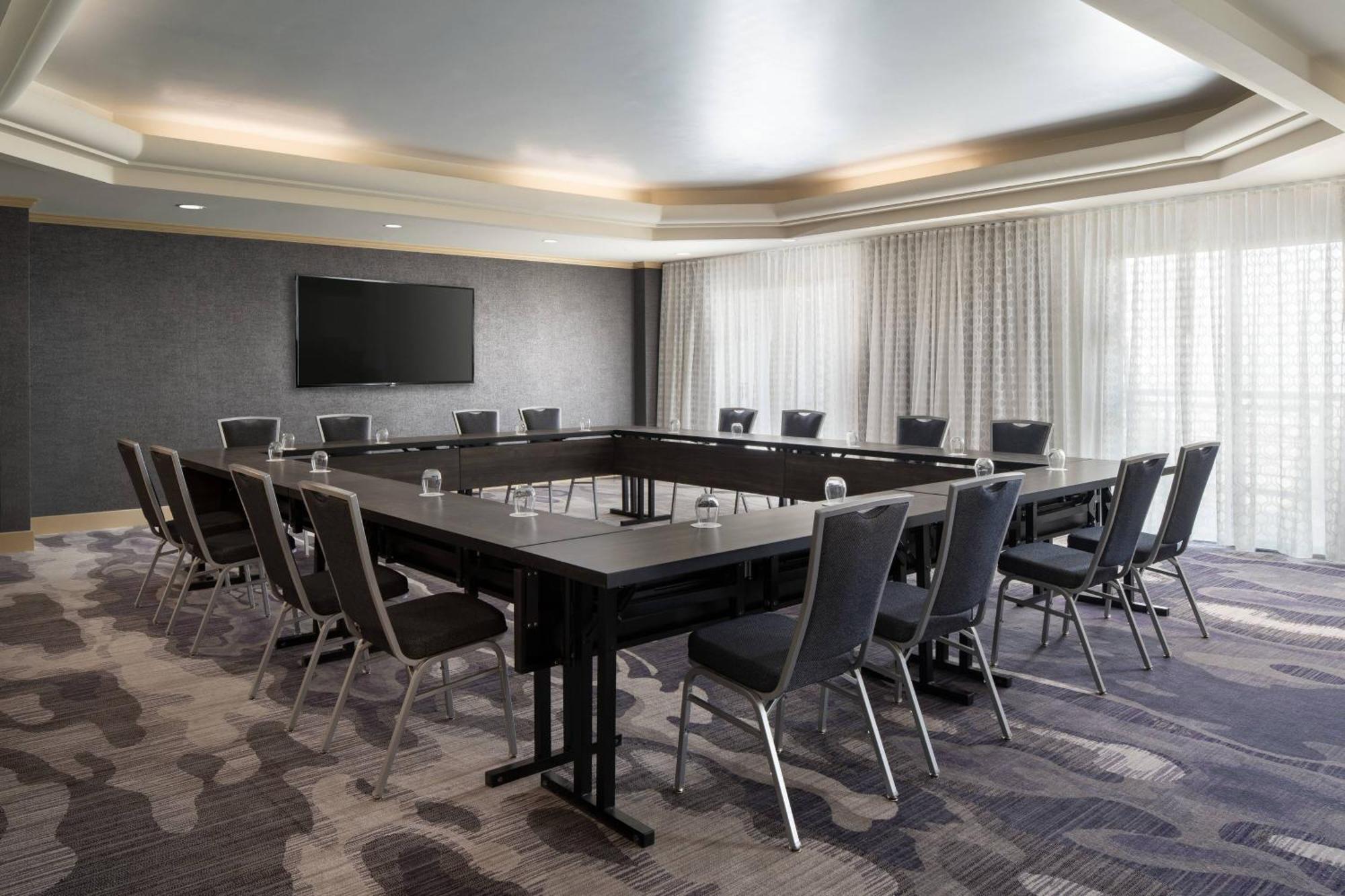 Visalia Marriott At The Convention Center Hotel Buitenkant foto